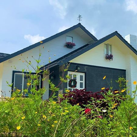 Hounon White Chimney Cottage Ranau Esterno foto