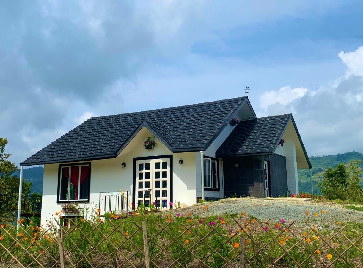 Hounon White Chimney Cottage Ranau Esterno foto