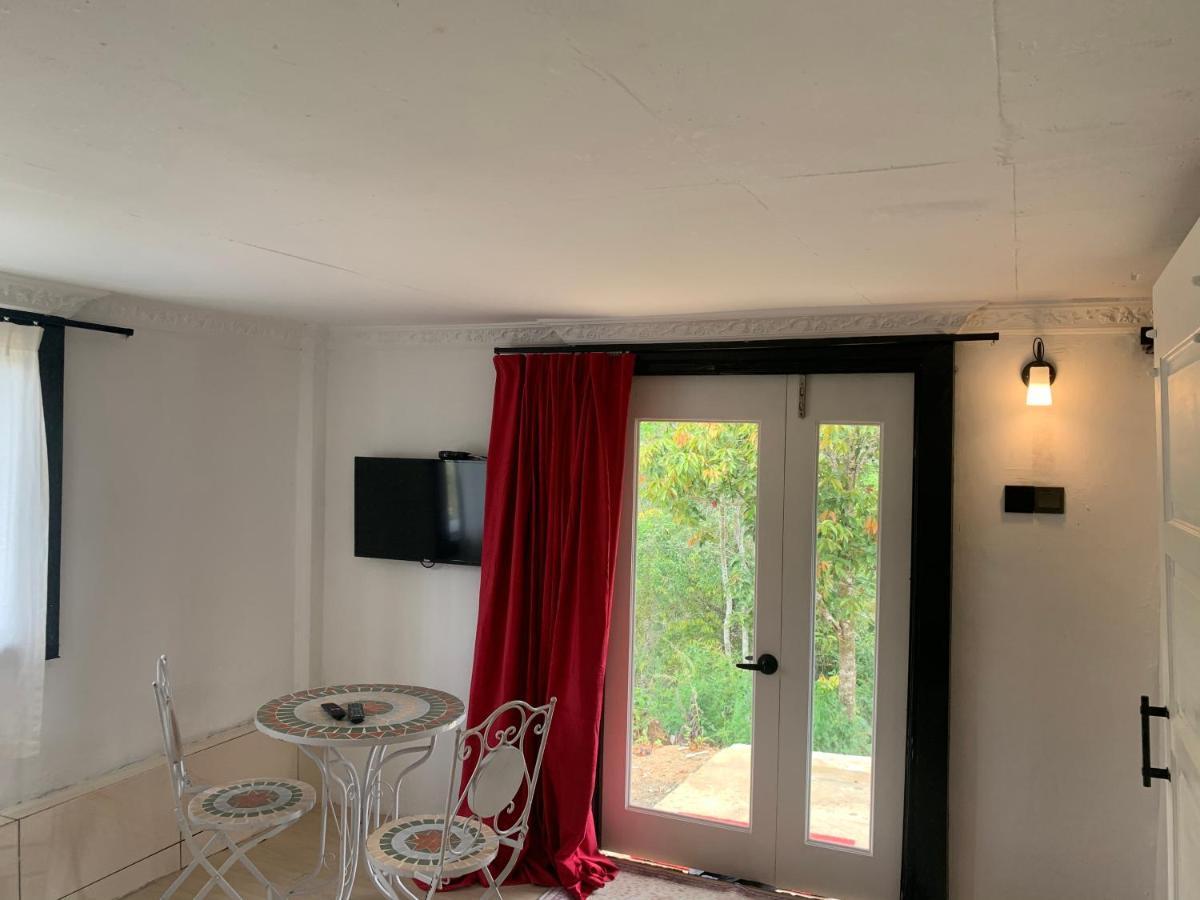 Hounon White Chimney Cottage Ranau Esterno foto